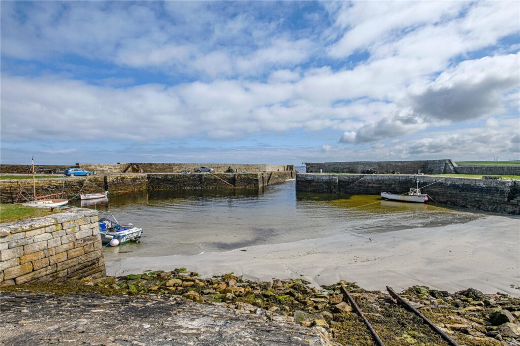 Sandside Harbour, Reay, Thurso, Caithness, KW14 7RN Property