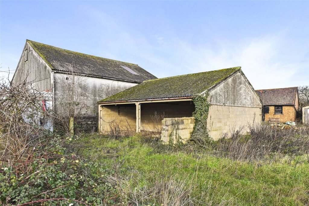 Park Farm Road, Upminster, Essex, RM14 2XU Property