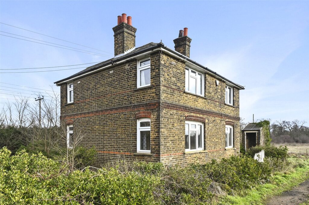 Park Farm Road, Upminster, Essex, RM14 2XU Property
