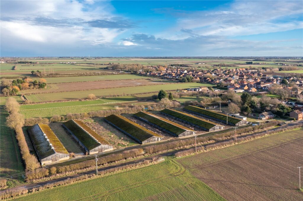 Foston Lane Poultry Farm, North Frodingham, Driffield, East Yorkshire, YO25 8JZ Property