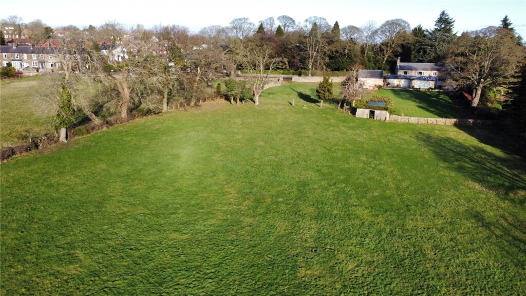 Rossett Green Lane, Harrogate, North Yorkshire, HG2 9LQ Property