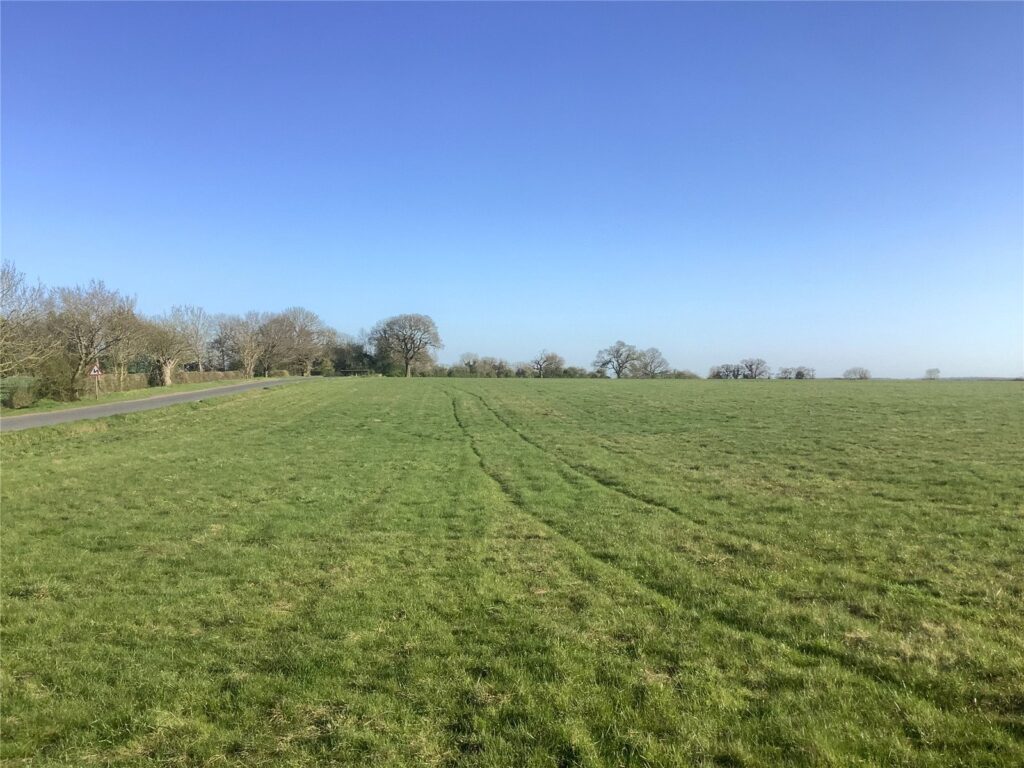 Land At Woodditton Road, Kirtling, Newmarket, Suffolk, Cb8 9pg - Property