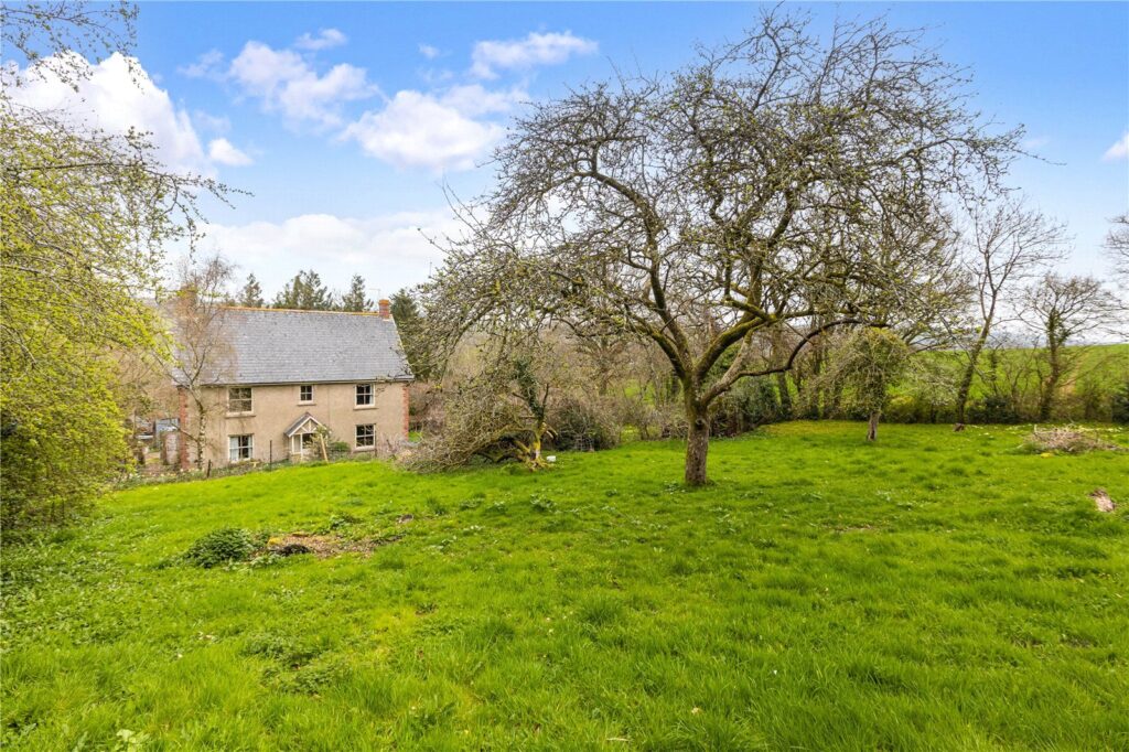 Frandale Farm Whole, Shillingford, Tiverton, Devon, EX16 9BE Property