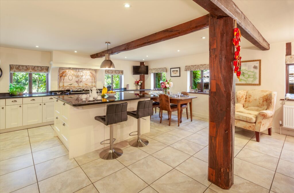 Crews Hill, Alfrick, Worcester, Worcestershire, WR6. Property