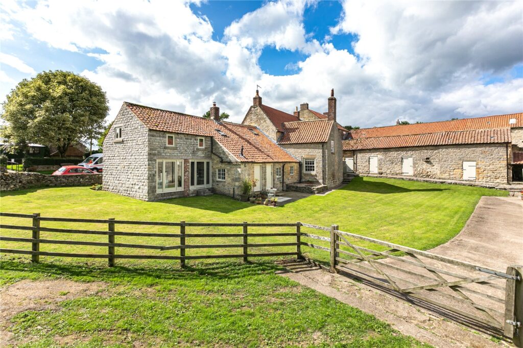 Cherry Tree Farm, Lockton, Pickering, North Yorkshire, YO18 7QB Property