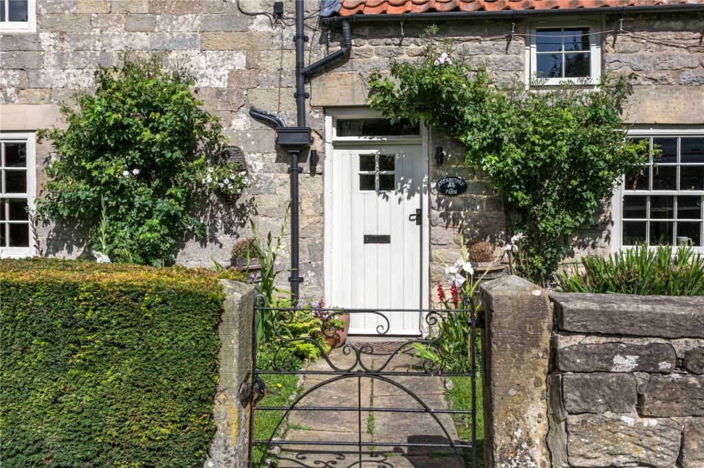 Cherry Tree Farm, Lockton, Pickering, North Yorkshire, YO18 7QB Property