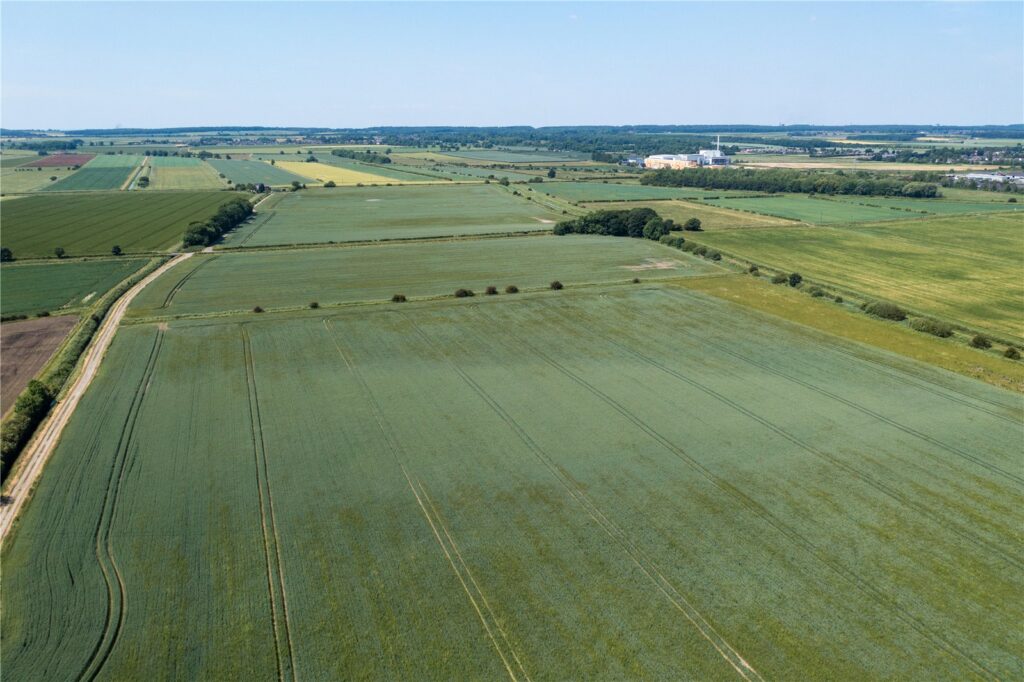 Cadney, Brigg Property