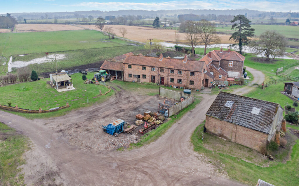 Blyton Carr, Gainsborough, Lincolnshire, DN21 3ES Property