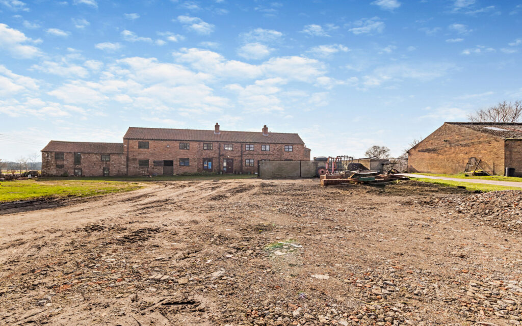 Blyton Carr, Gainsborough, Lincolnshire, DN21 3ES Property