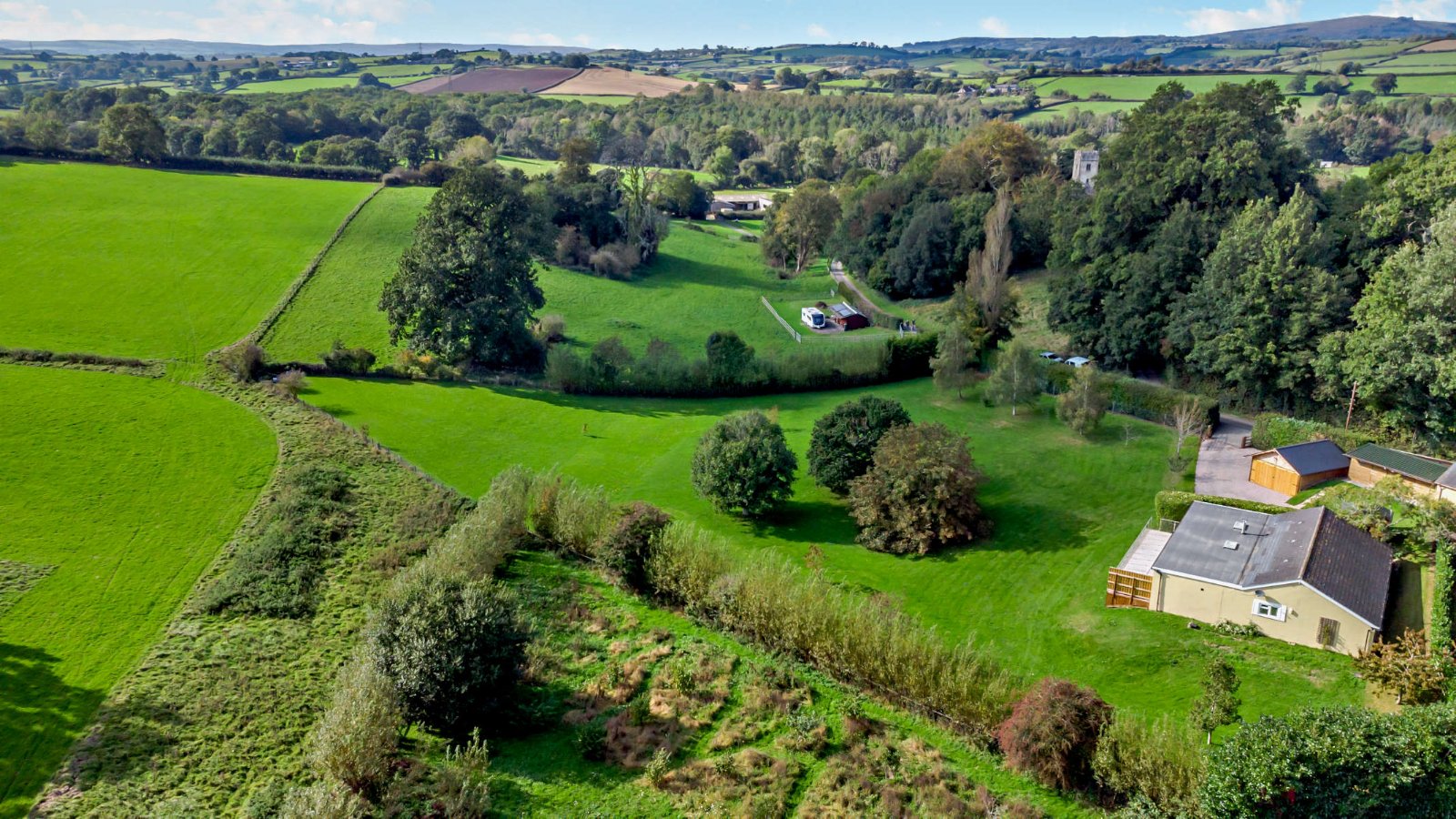 West Ogwell, Devon Property