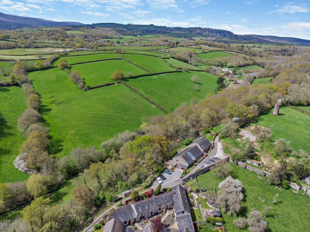 Chudleigh, Newton Abbot, Devon - Property