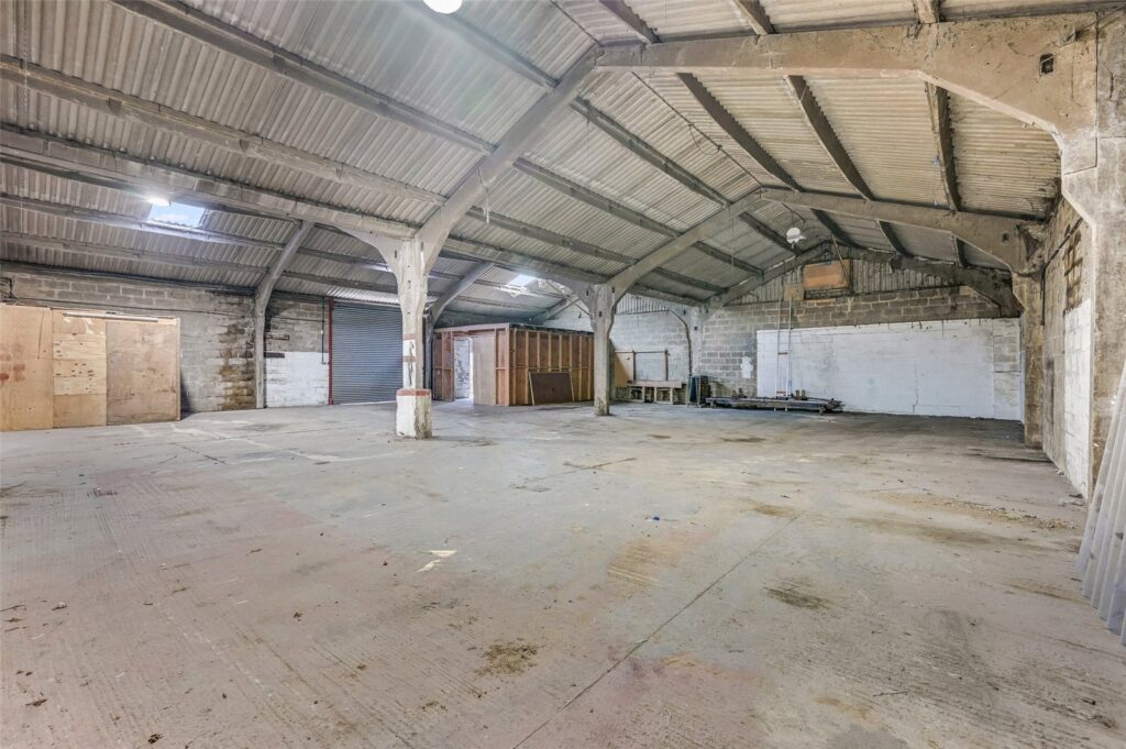 High Roding Cm6 Gowers Farm, High Roding, Great Dunmow, Essex, CM6 1NL - Property