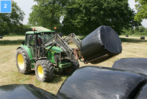12 Top tips for bale handling and storage - Farmers Weekly