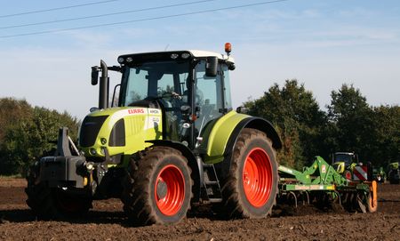 Claas Arion 1