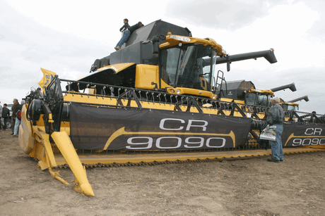 New Holland CR9090