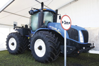 NH T9