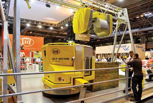 Livestock 2012: New Lely Vector automatic feeding system - Farmers Weekly