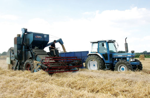 Older combines bring in the harvest - Farmers Weekly