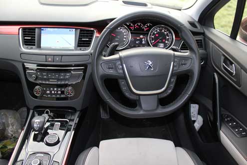 Peugeot-interior