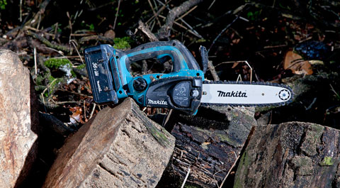  Makita electric chainsaw