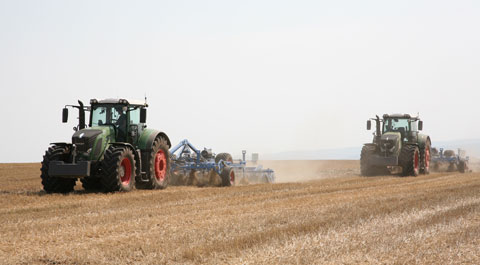  Fendt driverless tractor