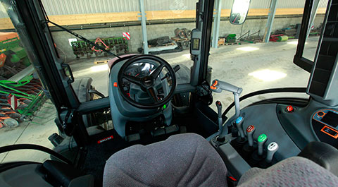 Valtra N113