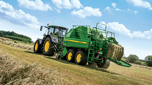 Photos John Deere Revamps 6r And 9r Tractors Farmers Weekly 2101